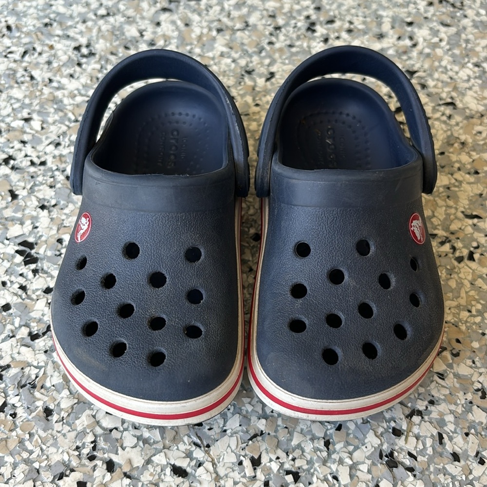 Blue Crocs C6